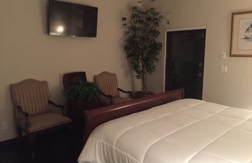 Southwest Ranches House | Ft. Lauderdale Guest House