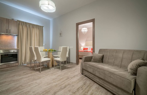 Fiolitis Villa | Ftelia - 3 Bedroom villa with Private Pool and Garden view