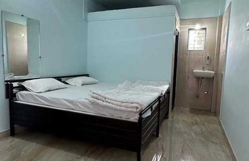 Junnar Hotel | Fulgulab Lawns & Homestays