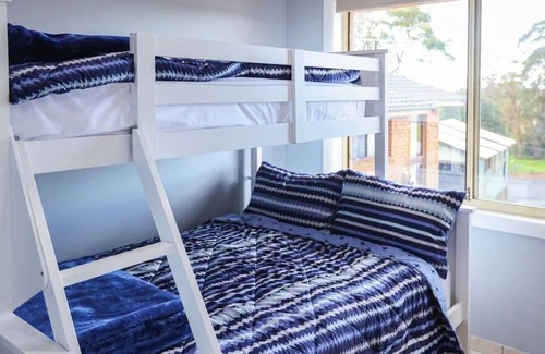 Mangrove Mountain Other | Full Farm House Stay 9 BR Sleeps 18 at Mangrove Mountain Near Central Coast NSW