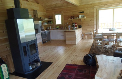 Sainte-Eulalie-d'Olt Ski Chalet | FULL-WOOD CHALET 6 PLACES