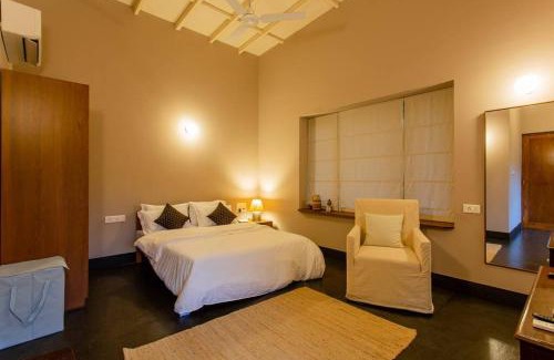 Alto de Porvorim Villa | Fully AC 3BDHK villa with Jacuzzi pool and courtyard