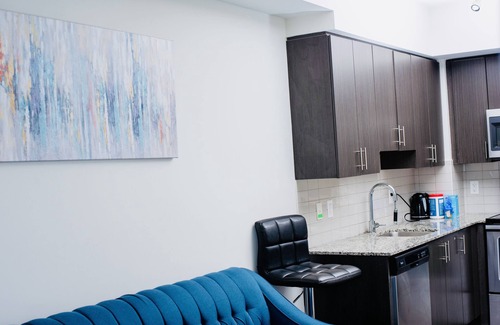 Vaughan Condo | Fully Equipped 1BR Condo Vaughan - Toronto