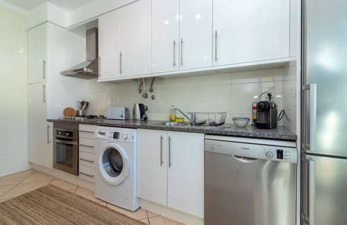 Carvoeiro Apartment | Fully equipped beautiful apartment, walking distance to the beach!