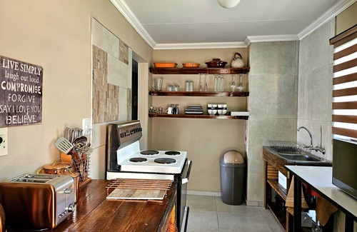 Mmabatho House | Fully equipped self-catering house. nTheeHost@1924 - Mahikeng/Mmabatho