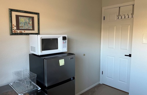 Clarkdale House | Fully-Furnished 1 Bedroom/Bathroom in Home-Relax with Panoramic Views!