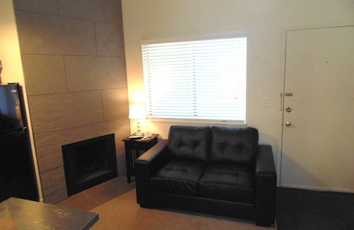 Baseline Sub Apartment | Fully Furnished, All-Inclusive Apartment Near CU Boulder!