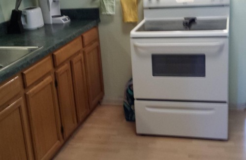Disston Heights House | Fully furnished one bedroom