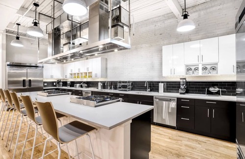 Downtown Hartford Apartment | Fully Furnished Private Loft Style Charm Trumbull Elevator