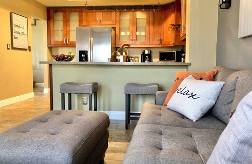 Bonita House | Fully Furnished Rental Property with High-Ceiling and Spectacular Sunset Views