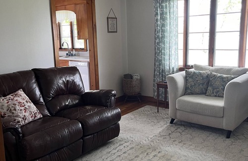 Town of Varick House | Fully Furnished Seneca Lake Lakefront Rental