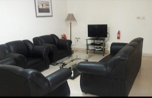 Monrovia House | Fully Furnished & Serviced 1Bed apartment Sixteen