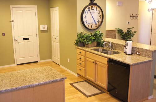 Dupont House | Fully Furnished Whole DuPont House near JBLM