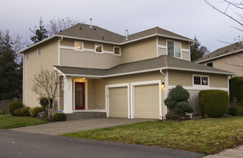 Dupont House | Fully Furnished Whole DuPont House near JBLM