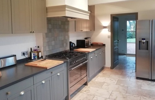 Talmont-Saint-Hilaire House | Fully renovated farmhouse, 14 people, heated swimming pool, large spaces, quiet