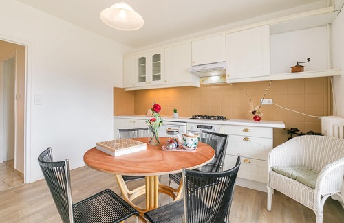 Faubourg Sud Apartment | Fully Renovated 2 Bedroom Apartment +Sitting Room Sofa Bed 7mn Centre Ville