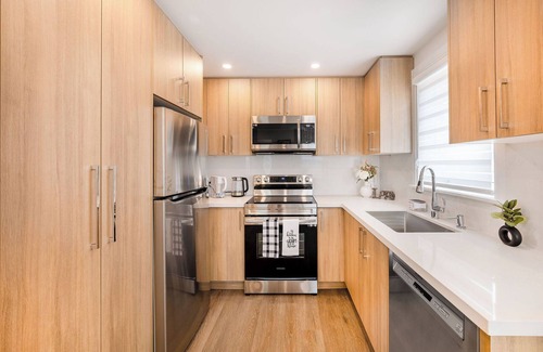 Smythe Park House | Fully renovated house in Toronton