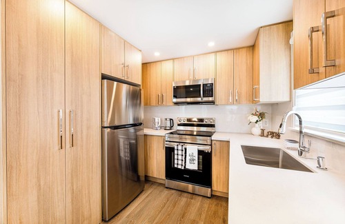 Smythe Park House | Fully renovated house in Toronton