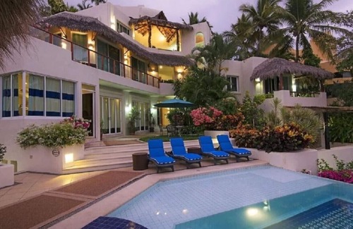 La Punta Villa | Fully staffed ocean View Villa in gated community