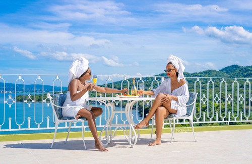 Tryall House | Fully Staffed, private pool, breakfast included, ocean view villa for groups!