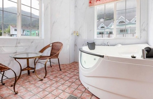 Jeongseon House | Fun and Happy pension
