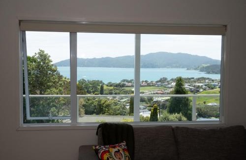 Cable Bay House | Fun in the Sun