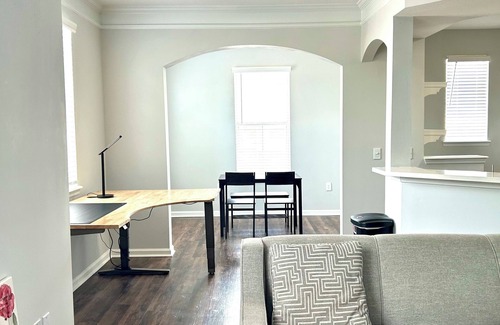 Sugar Land Apartment | Functional & Comfortable living apartment in the heart of Sugar Land