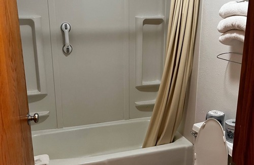 Beaver City Hotel | Furnas County Lodging