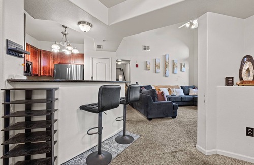 Natomas Park Condo | Furnished 2bd 2ba Condo w/Loft & Garage in Gated Community – Poolside Retreat