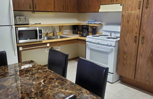 Lamberton Apartment | Furnished Apartment long & short stay