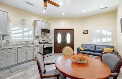 Chatsworth House | Furnished Cottage, Los Angeles California
