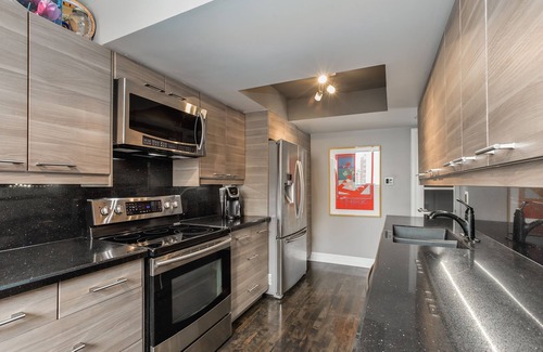 Church and Wellesley Condo | Furnished Executive Condo Lease - 3 to 6 months (flexible) - Downtown Toronto