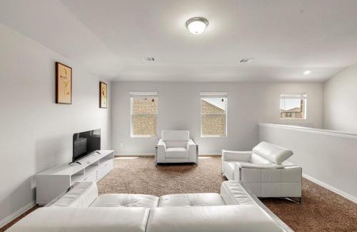 Haslet House | Furnished Executive Home - Corporate Housing