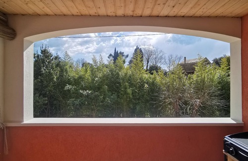Le Cannet-des-Maures Apartment | Furnished 2-bedroom apartment "Le Nid des maures", shared pool and jacuzzi