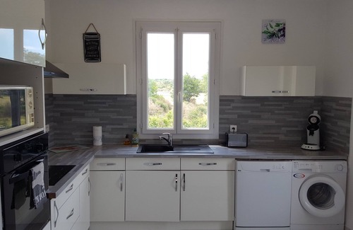 Bidon House | Furnished Gite "The Dent de Rez"