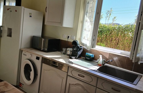 Ville-sous-Anjou House | Furnished house in the countryside 20 minutes from the A7 motorway