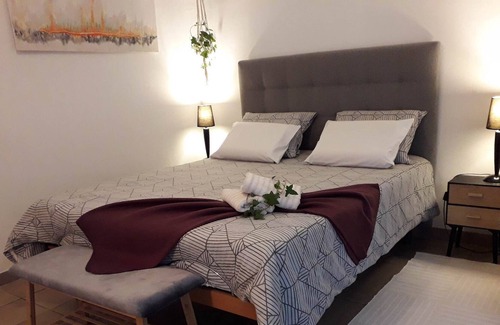 Wepion Apartment | furnished studio with private entrance and terrace