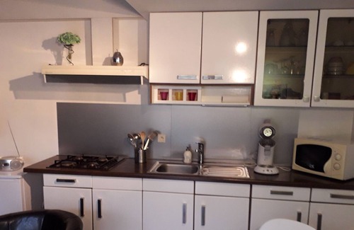 Wepion Apartment | furnished studio with private entrance and terrace