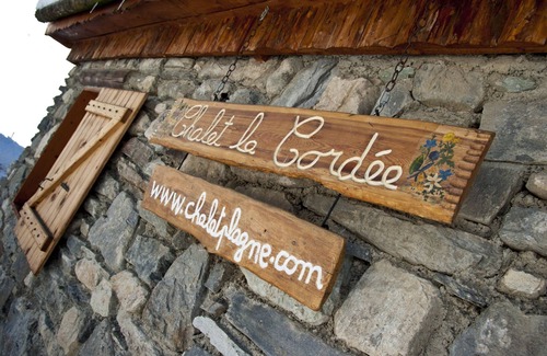 La Roche Ski Chalet | Furniture rental at the foot of the slopes