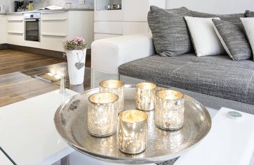 Holm Apartment | FW Penthouse am Glockenturm FL: Terrasse, Wlan, Stellplatz, Waschmaschine
