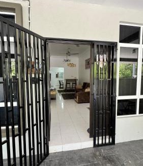 Kijal Apartment | FWAN Homestay