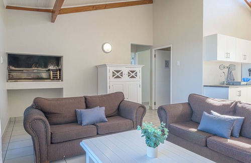 Eersterivierstrand House | Fynbos Golf & Country Estate