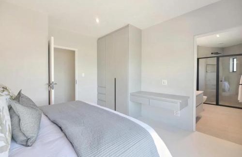 L'Agulhas Apartment | Fynbos Hill Luxury Accommodation