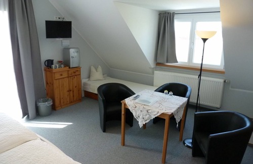 Salmorth Bed & Breakfast | Gästehaus Hasenkath am Deich, Gästezimmer, Bed&bike. Radwandern, Familenurlaub