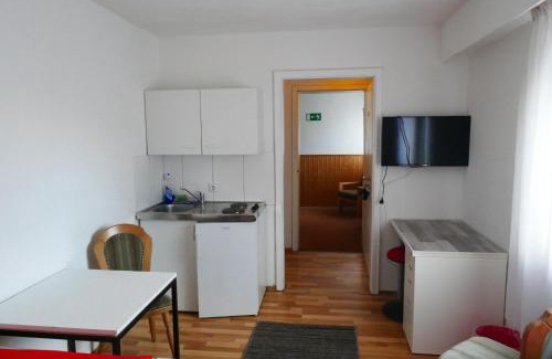 Arnegg Apartment | Gästehaus Kreuz in Blaustein bei Ulm
