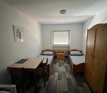 Burghaun Apartment | Gästehaus Zur Schmiede