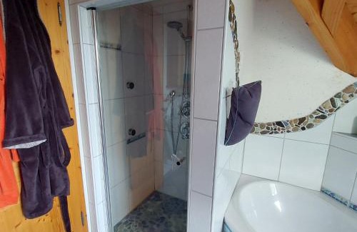 Oberthulba House | Gästezimmer in traumhafter Lage neben der Kurstadt