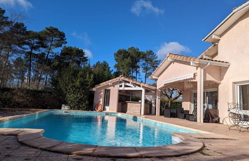 Mont-de-Marsan House | Gîte à Mont de Marsan , 200 m de la Forêt. Chiens Bienvenus !