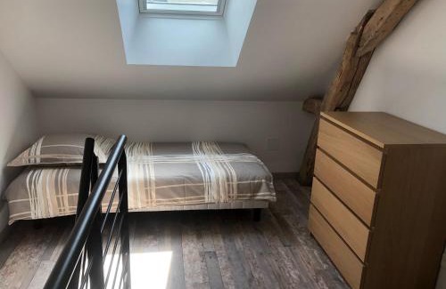 Coussay-les-Bois House | Gîte au calme entièrement rénové