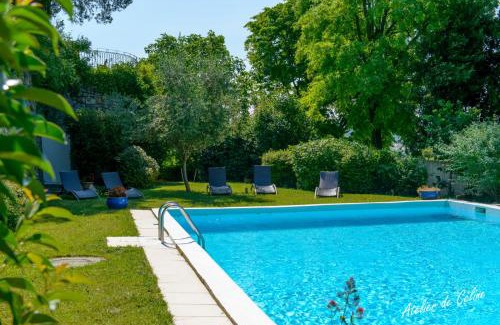 Montboucher-sur-Jabron Apartment | Gîte au château